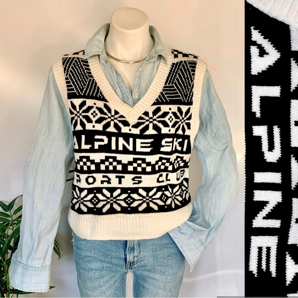 H&M Black and Cream Alpine Ski Sports Club Knit Vest